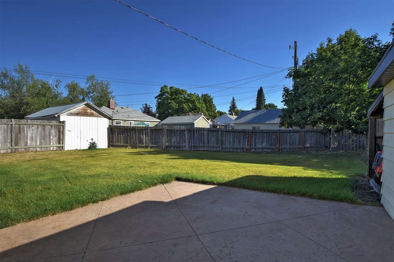 325 East Graves Road Spokane, WA 99218 - Photo 21 of 25 Gallery Image 21