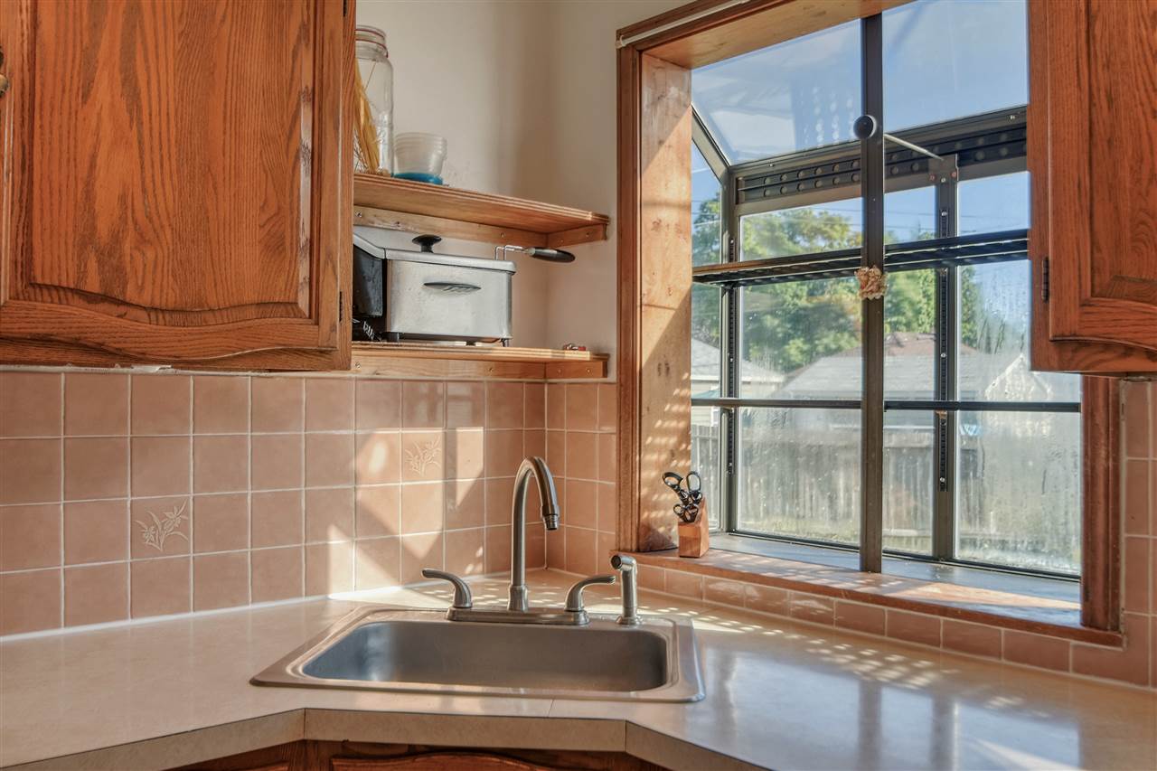 325 East Graves Road Spokane, WA 99218 - Photo 10 of 25 Gallery Image 10
