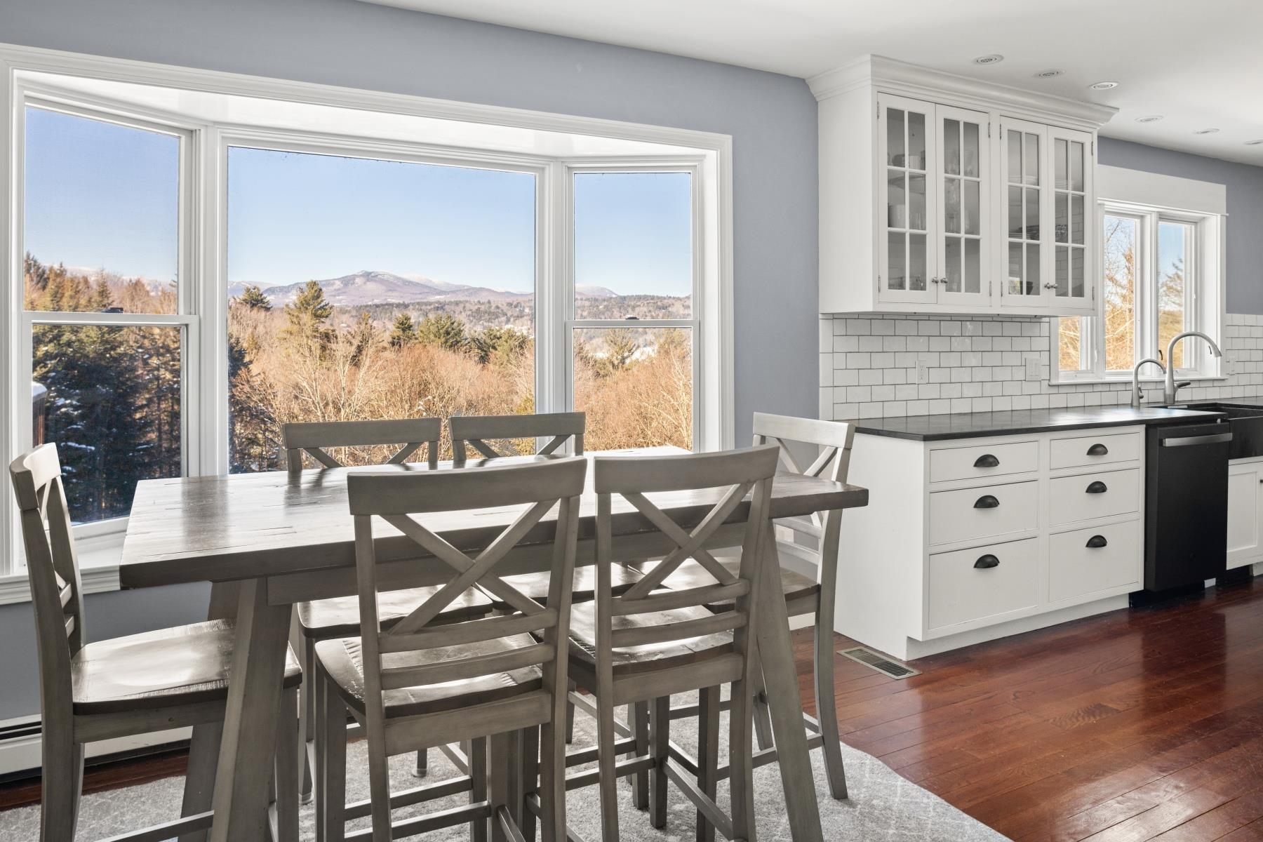 95 Winterbird Ridge Road Stowe, VT 05672 - Photo 2 of 51