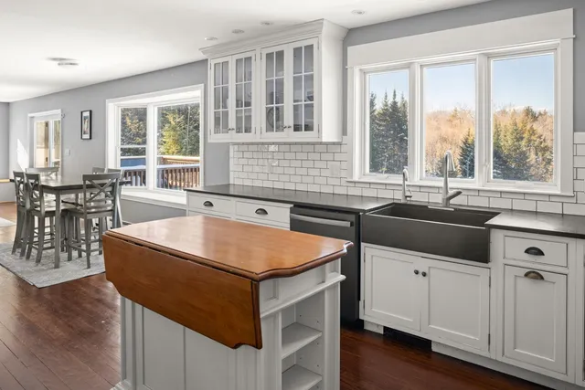 $1,449,000 | 95 Winterbird Ridge Road, Stowe, VT 05672