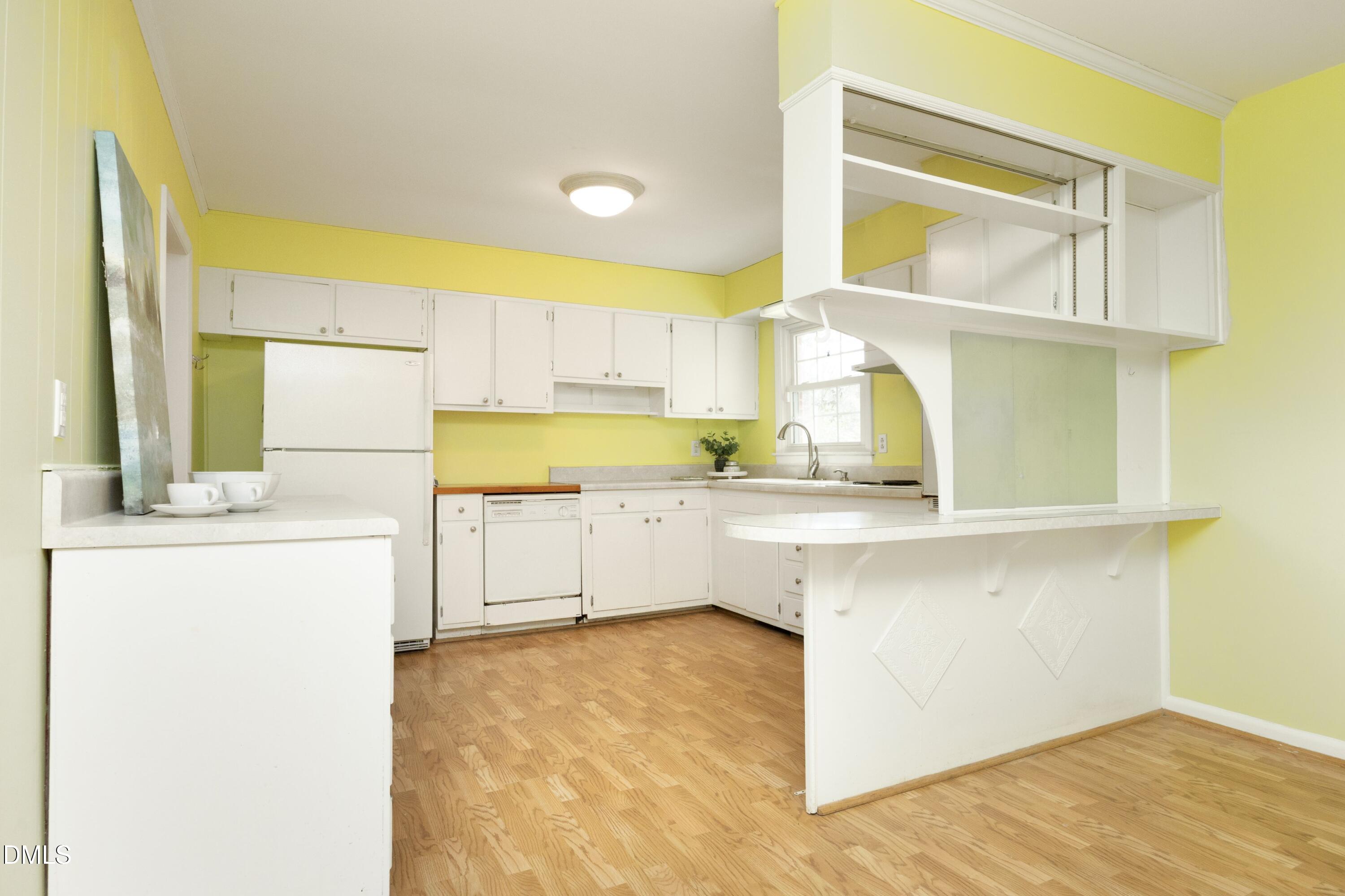 1526 Euclid Road Durham, NC 27713 - Photo 15 of 42 Kitchen