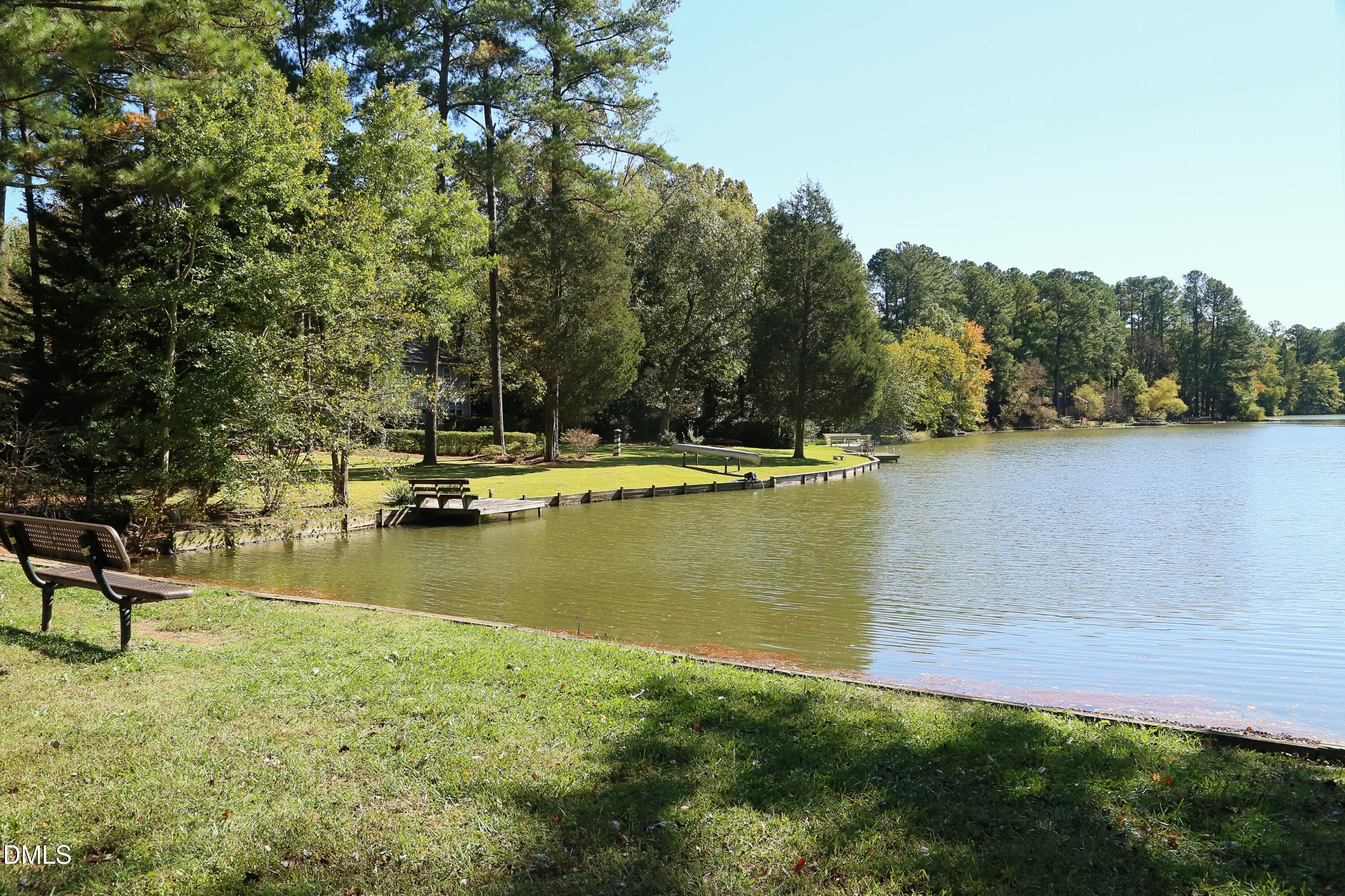 1526 Euclid Road Durham, NC 27713 - Photo 39 of 42 Parkwood LakeBenches