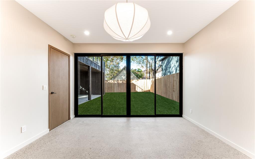 6145 Llano Avenue Dallas, TX 75214 - Photo 14 of 40