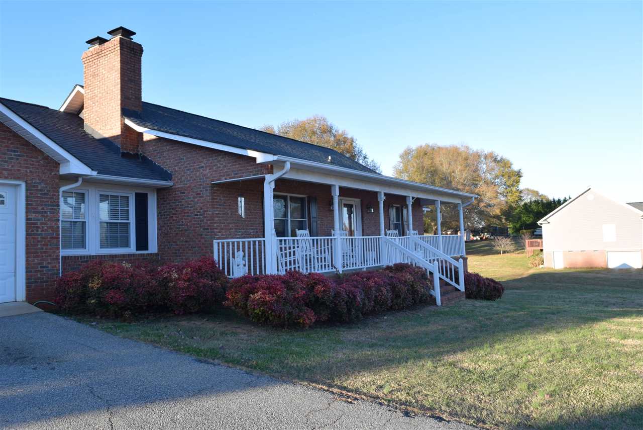 321 Shoreham Lane Inman, SC 29349 - Photo 3 of 29