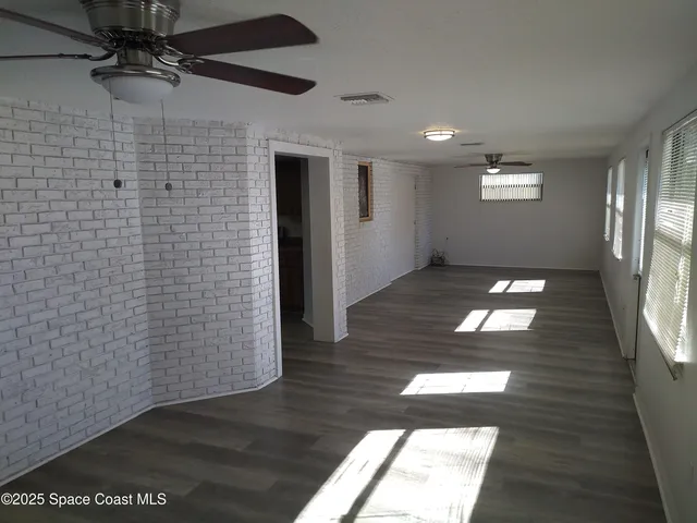 $1,975 | 765 John Carroll Lane, Melbourne, FL 32904