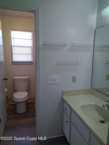 $1,975 | 765 John Carroll Lane, Melbourne, FL 32904