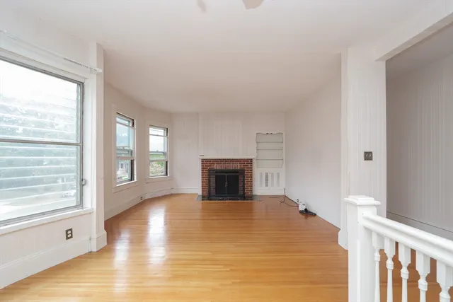 $1,700 | 61 Washington Road, Unit 2, Springfield, MA 01108