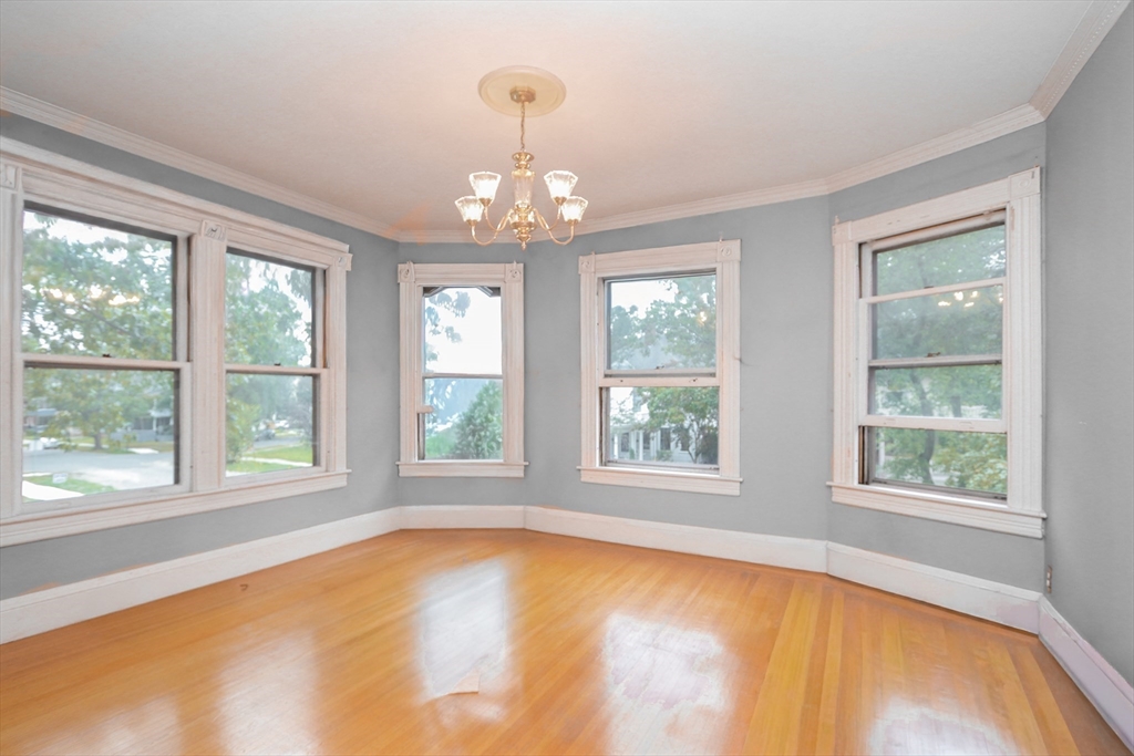 61 Washington Road, Unit 2 Springfield, MA 01108 - Photo 17 of 40