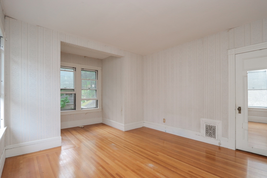 61 Washington Road, Unit 2 Springfield, MA 01108 - Photo 23 of 40