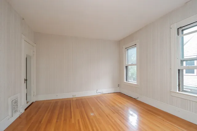 $1,700 | 61 Washington Road, Unit 2, Springfield, MA 01108