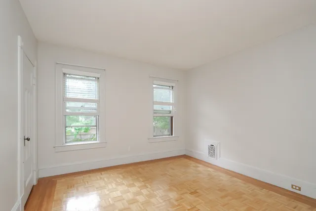 $1,700 | 61 Washington Road, Unit 2, Springfield, MA 01108