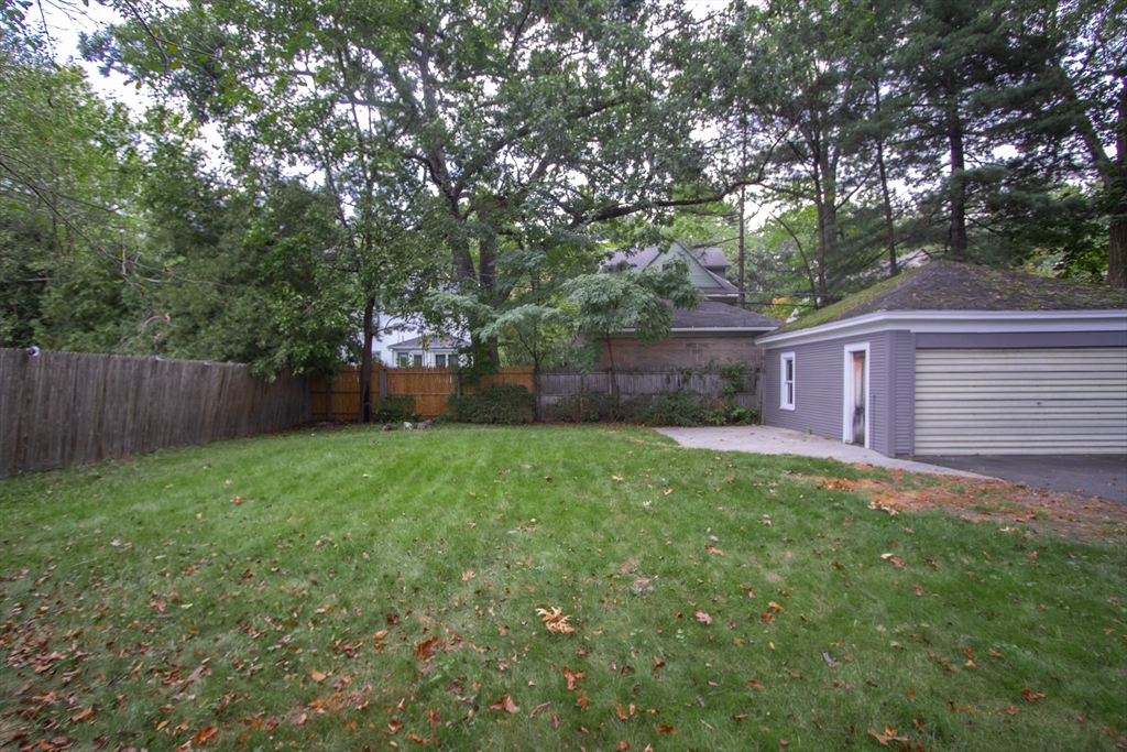 61 Washington Road, Unit 2 Springfield, MA 01108 - Photo 35 of 40