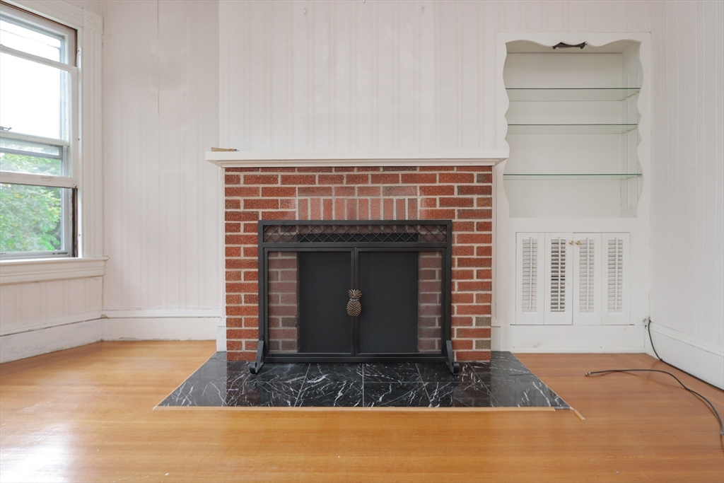 61 Washington Road, Unit 2 Springfield, MA 01108 - Photo 5 of 40