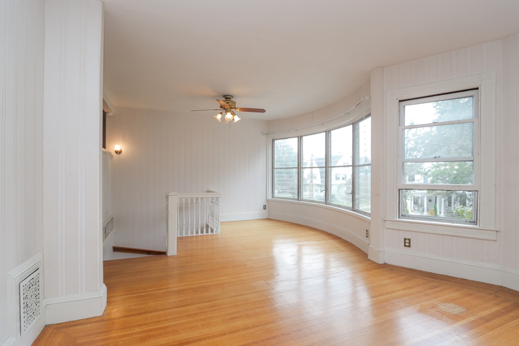 61 Washington Road, Unit 2 Springfield, MA 01108 - Photo 10 of 40