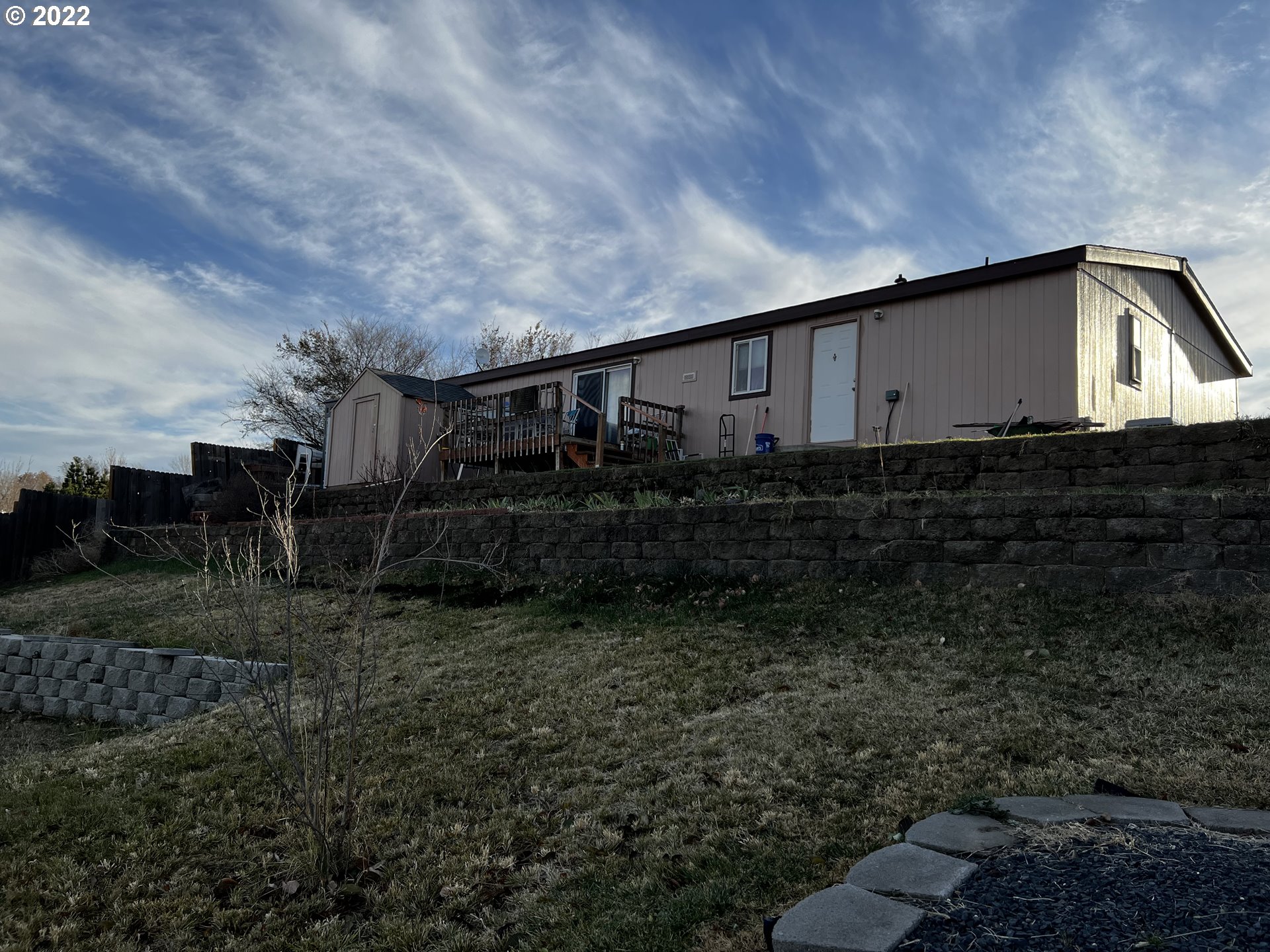 3065 Southwest Overlook Place Pendleton, OR 97801 - Photo 23 of 29 a house view with a backyard space