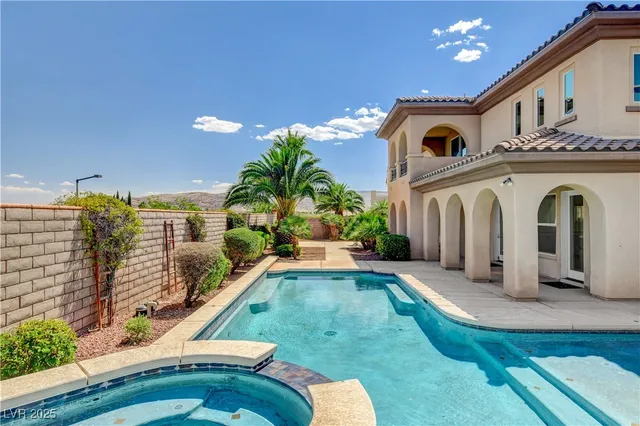 $1,925,000 | 716 Chervil Valley Drive, Las Vegas, NV 89138