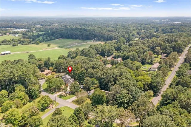 $315,000 | 379 Owens Circle Northeast, Calhoun, GA 30701