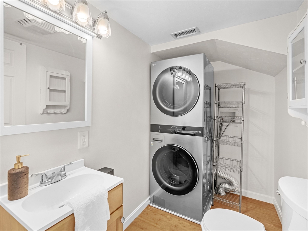 6 Granger Road Westborough, MA 01581 - Photo 16 of 39 Gallery Image 16