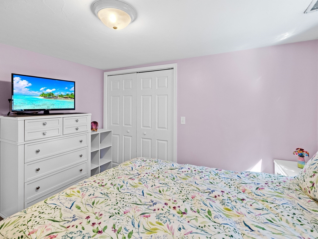 6 Granger Road Westborough, MA 01581 - Photo 20 of 39 Gallery Image 20