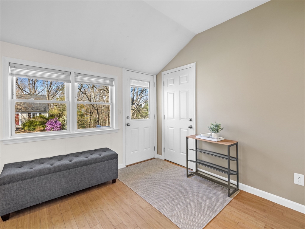 6 Granger Road Westborough, MA 01581 - Photo 4 of 39 Gallery Image 4