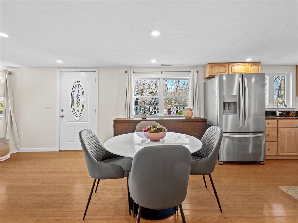 6 Granger Road Westborough, MA 01581 - Photo 7 of 39 Gallery Image 7