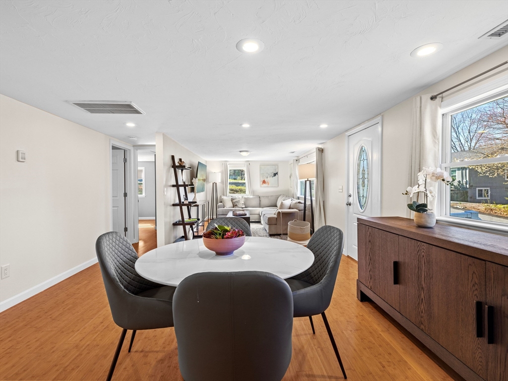 6 Granger Road Westborough, MA 01581 - Photo 8 of 39 Gallery Image 8