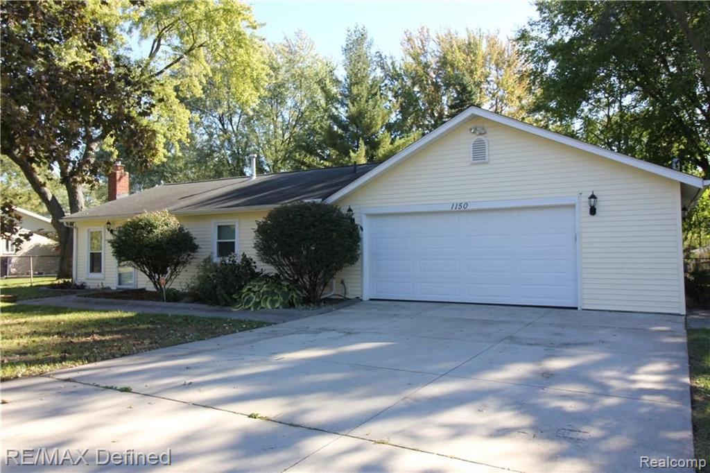 1150 East Auburn Road Rochester Hills, MI 48307 - Photo 1 of 13