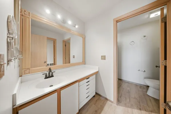 $315,000 | 688 Shannon Drive, Romeoville, IL 60446