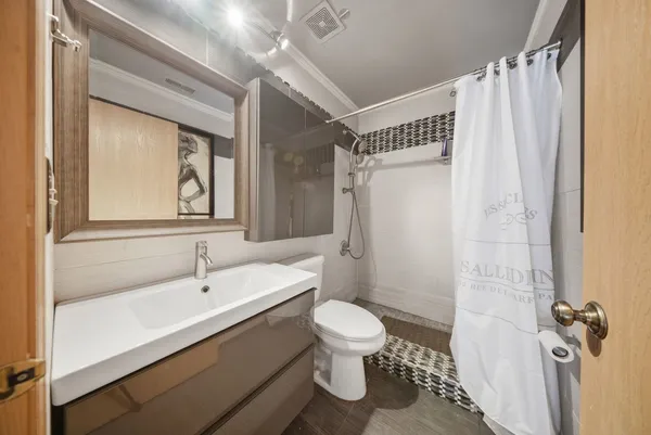 $315,000 | 688 Shannon Drive, Romeoville, IL 60446