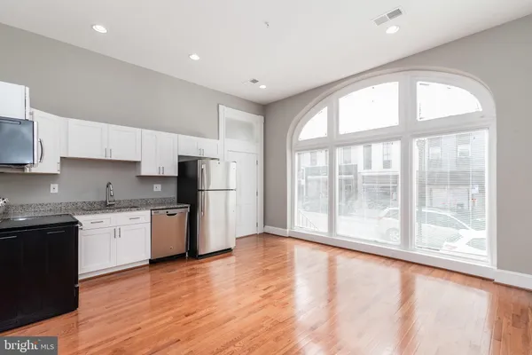 $1,299 | 108 West Saratoga Street, Unit 2, Baltimore, MD 21201