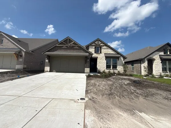 $434,900 | 15064 Green Bluff Drive, Aledo, TX 76008