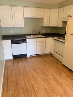 200 Post Road, Unit 312 Warwick, RI 02888 - Photo 6 of 14 Updated kitchen