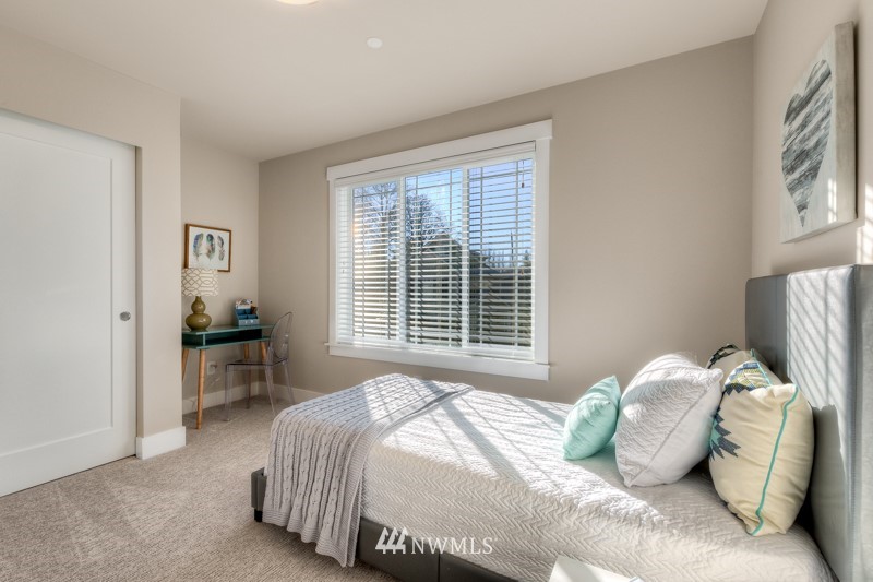 22265 9th Drive Southeast, Unit 10S Bothell, WA 98021 - Photo 18 of 25 Gallery Image 18