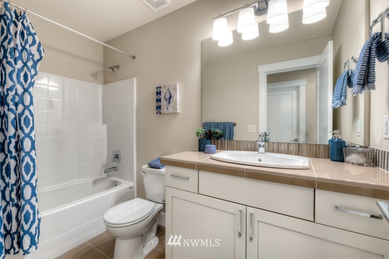 22265 9th Drive Southeast, Unit 10S Bothell, WA 98021 - Photo 20 of 25 Gallery Image 20