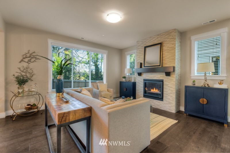 22265 9th Drive Southeast, Unit 10S Bothell, WA 98021 - Photo 3 of 25 Gallery Image 3