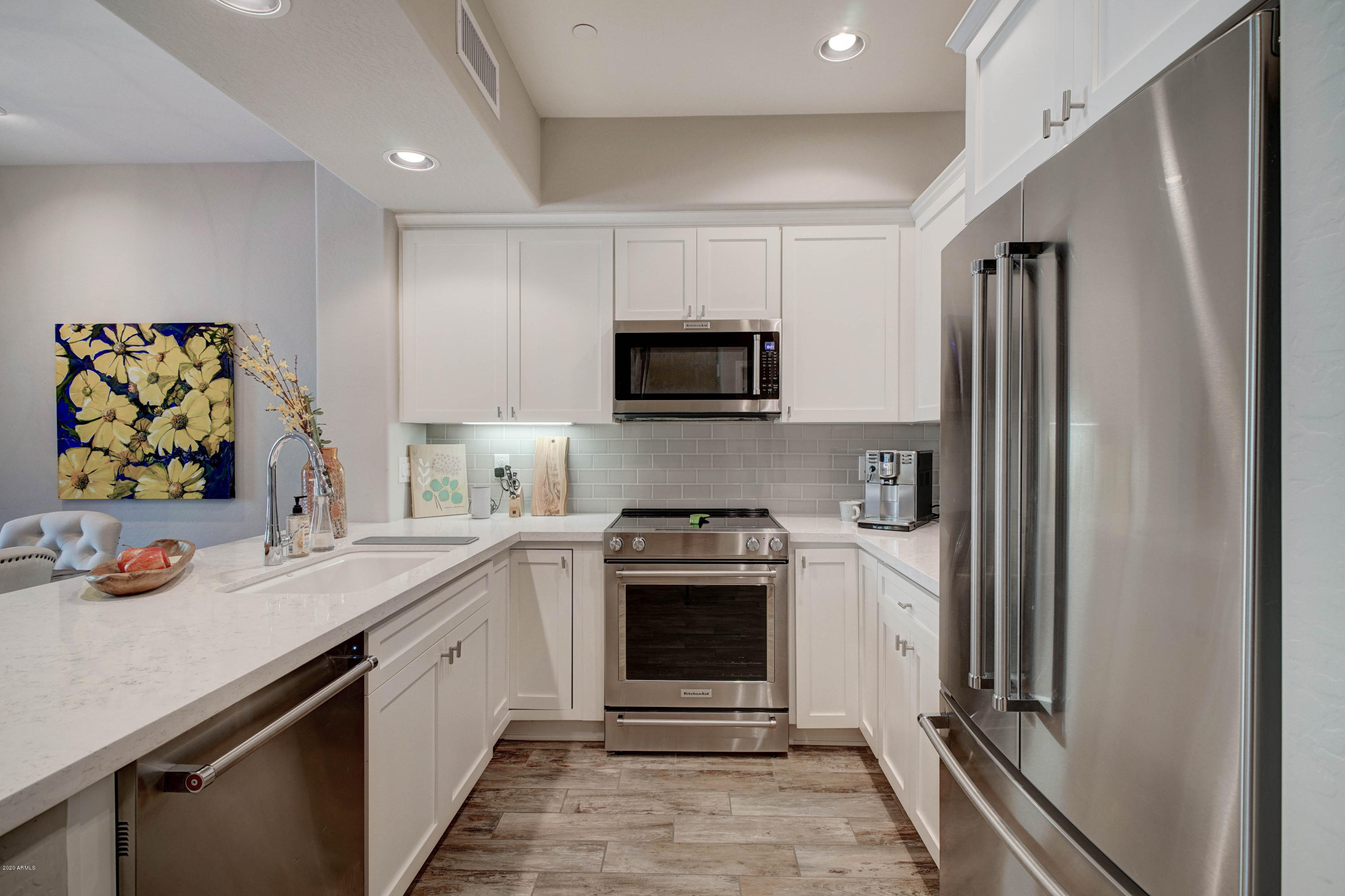 3935 East Rough Rider Road, Unit 1272 Phoenix, AZ 85050 - Photo 6 of 35 Kitchen