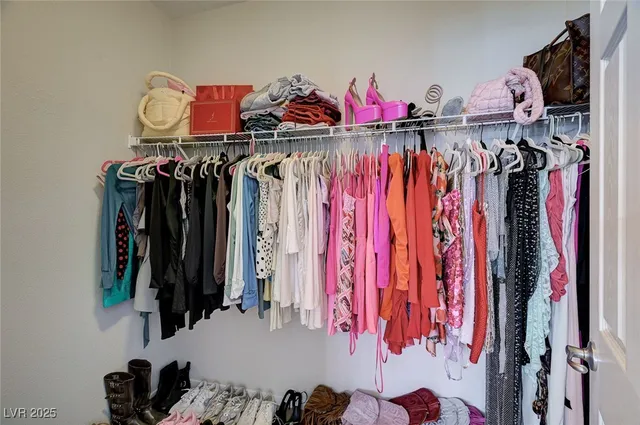 $849,999 | 9339 Desert Heat Avenue, Las Vegas, NV 89178