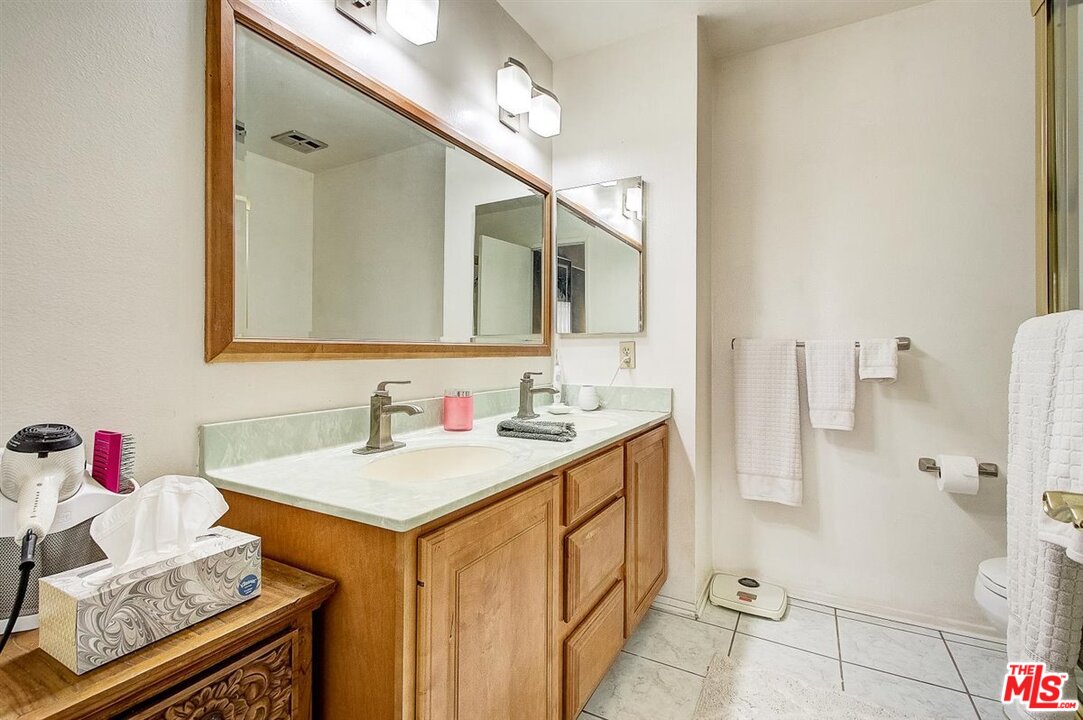 5103 Wilderness Lane Culver City, CA 90230 - Photo 23 of 36