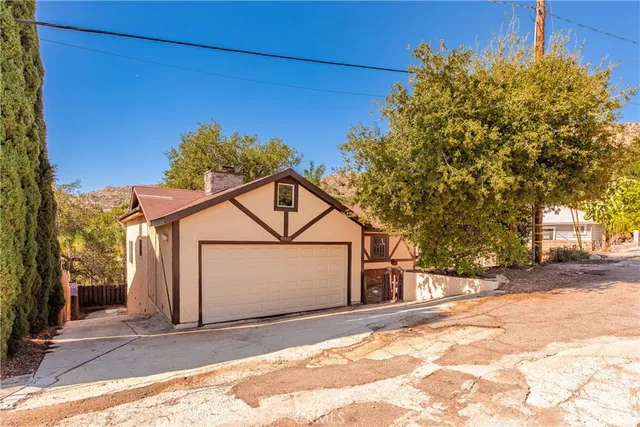 $2,950 | 9301 Notre Dame Avenue, Chatsworth, CA 91311