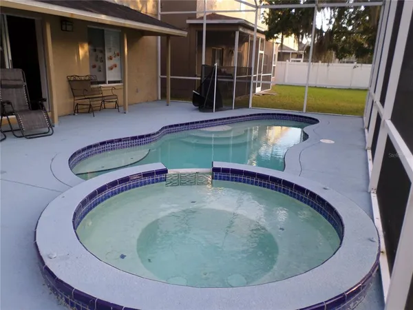$4,000 | 19407 Sandy Springs Circle, Lutz, FL 33558