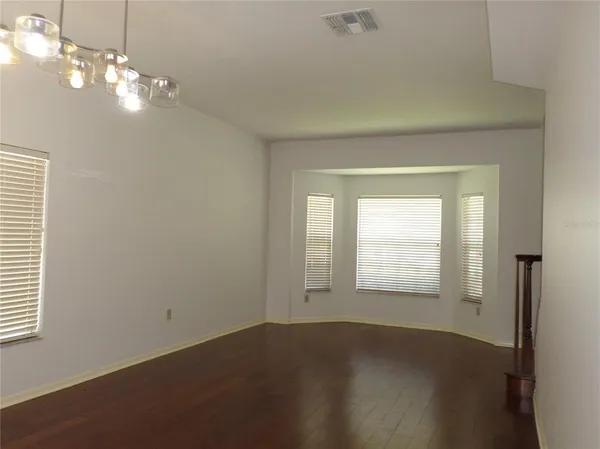 $4,000 | 19407 Sandy Springs Circle, Lutz, FL 33558