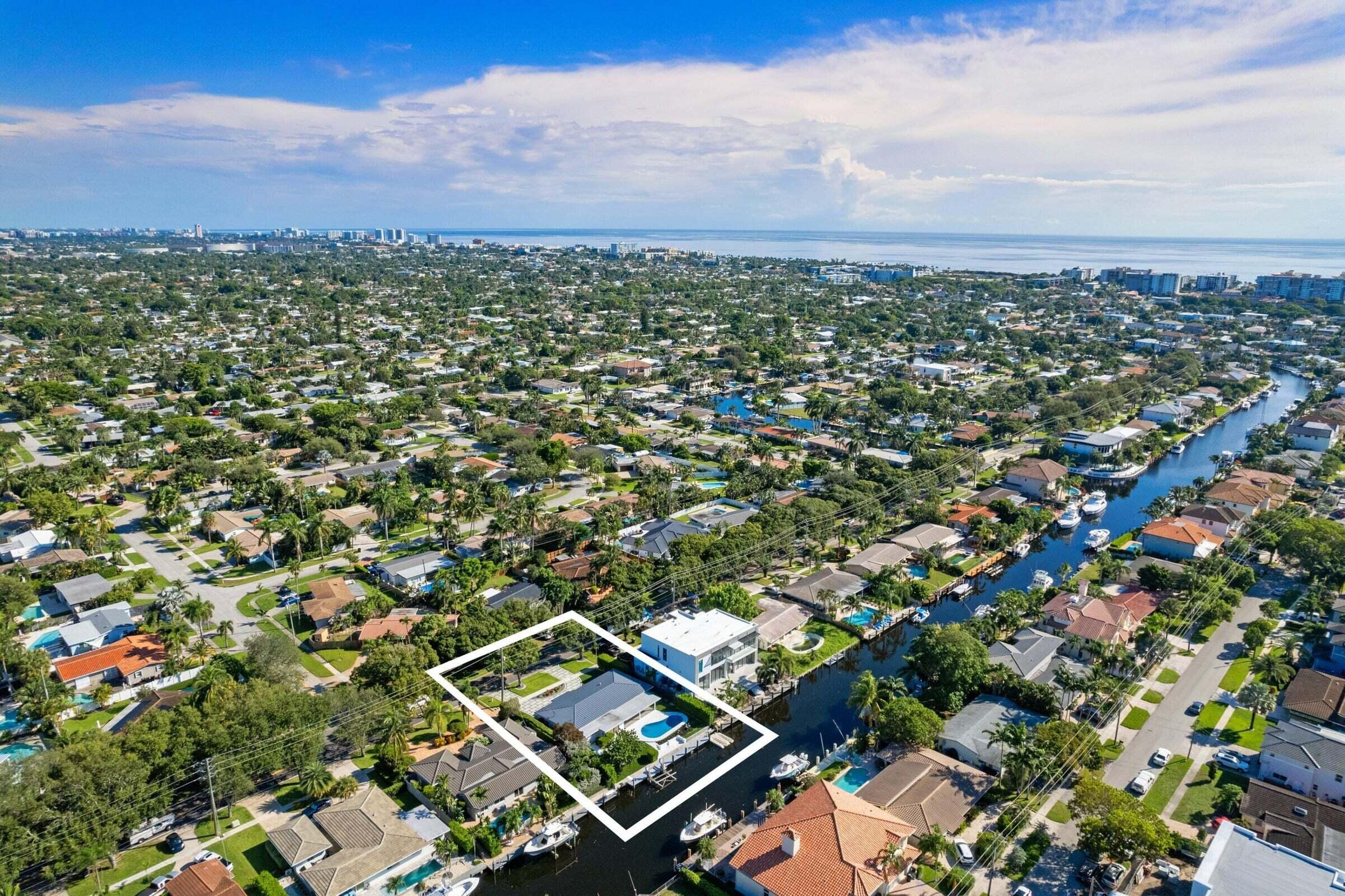 2310 Northeast 49th Street Lighthouse Point, FL 33064 - Photo 1 of 23 Aerial View