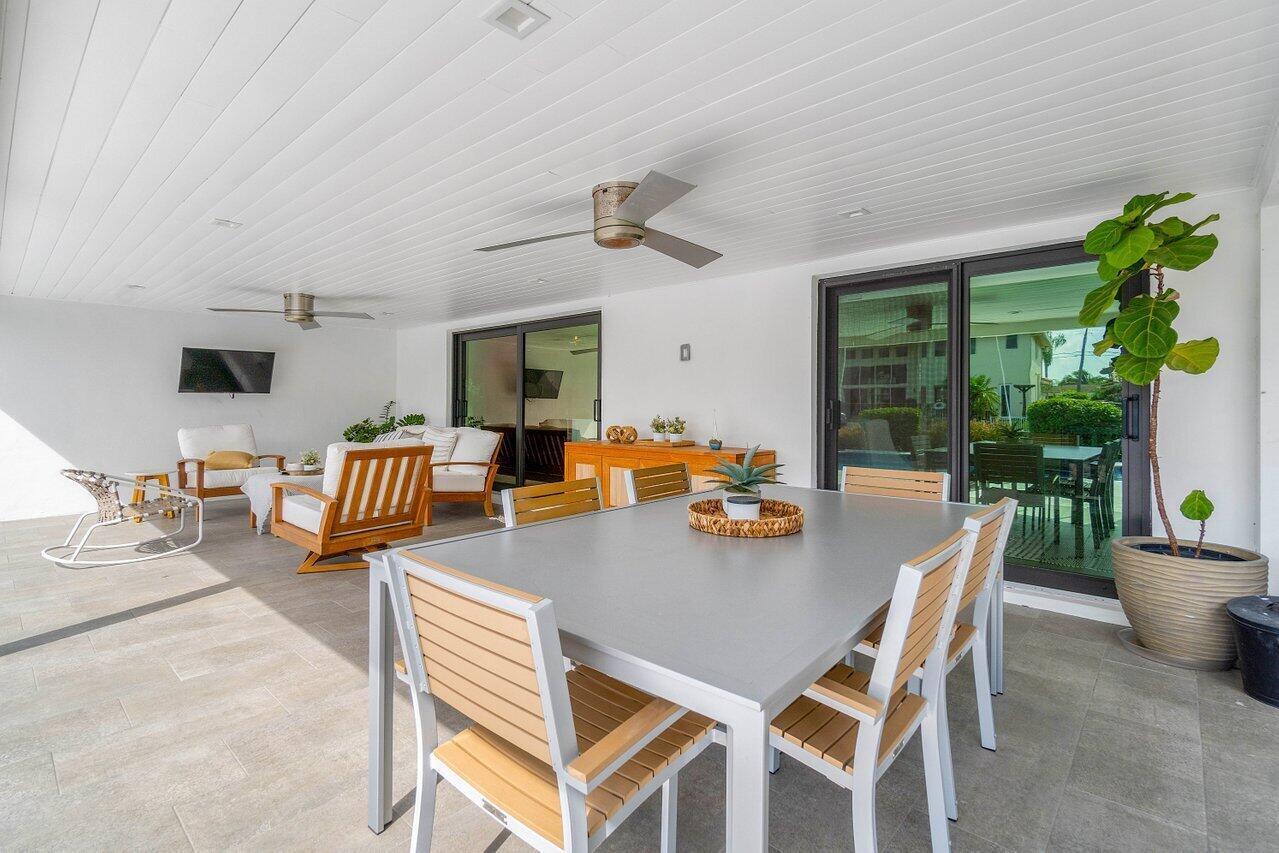 2310 Northeast 49th Street Lighthouse Point, FL 33064 - Photo 19 of 23 Patio & Pool