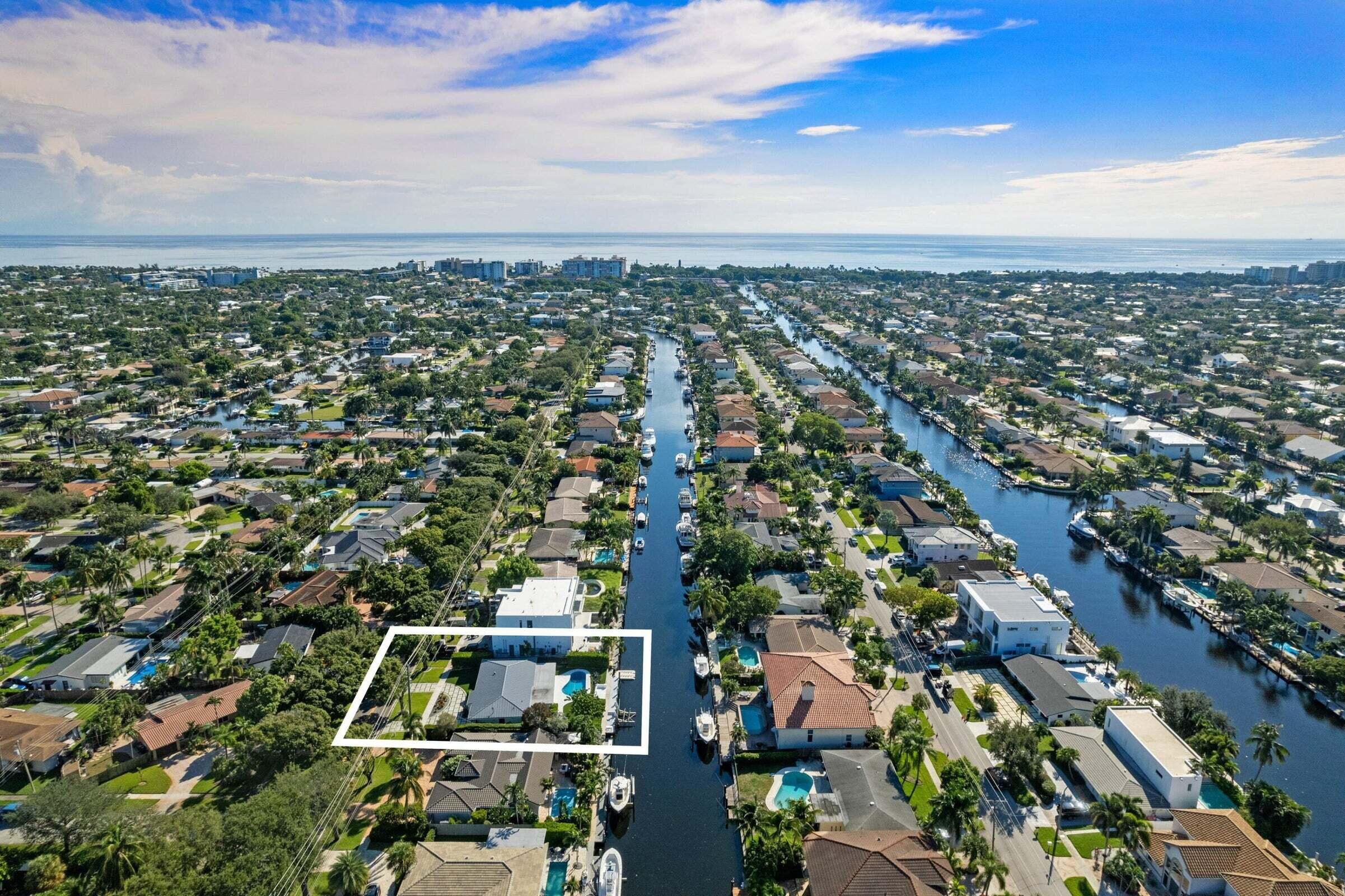 2310 Northeast 49th Street Lighthouse Point, FL 33064 - Photo 22 of 23 Aerial View