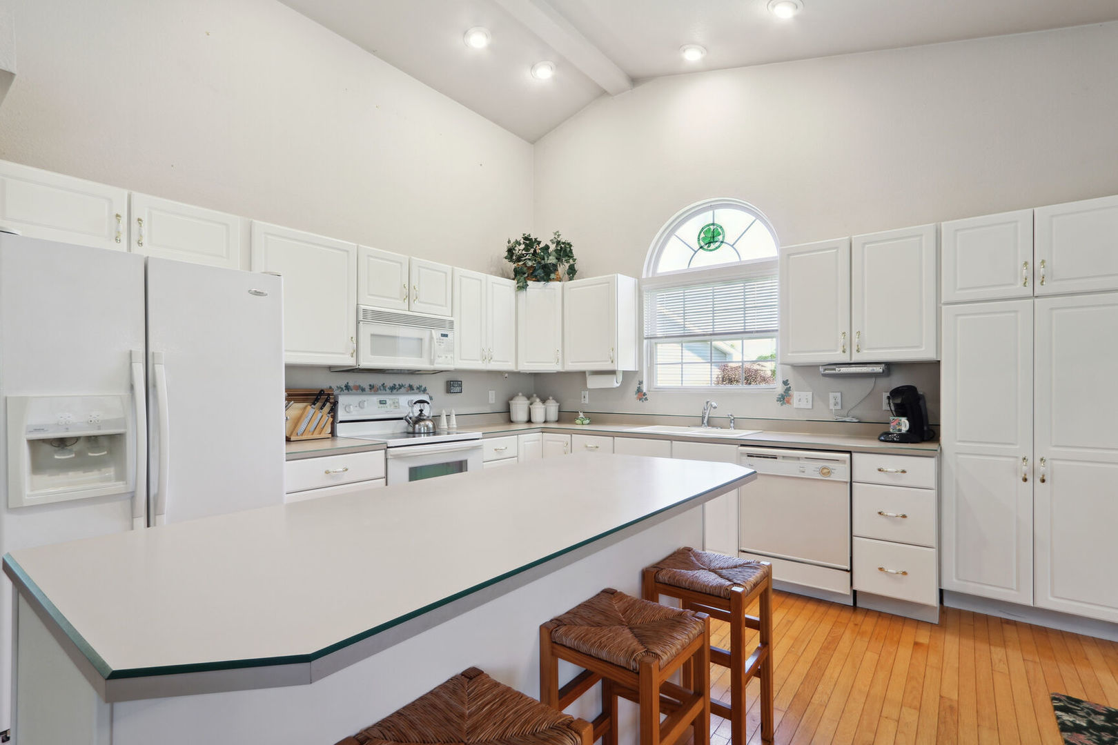 3602 Brook Ridge Circle Champaign, IL 61822 - Photo 8 of 29 Gallery Image 8