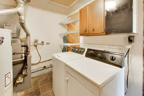 $310,000 | 301 North Schubert Street, Palatine, IL 60067