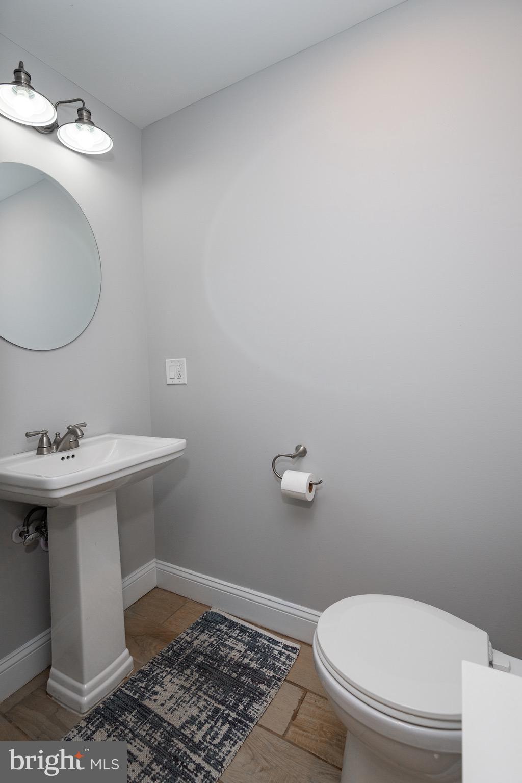 1929 Ellsworth Street Philadelphia, PA 19146 - Photo 11 of 46 Powder room behind kitchen