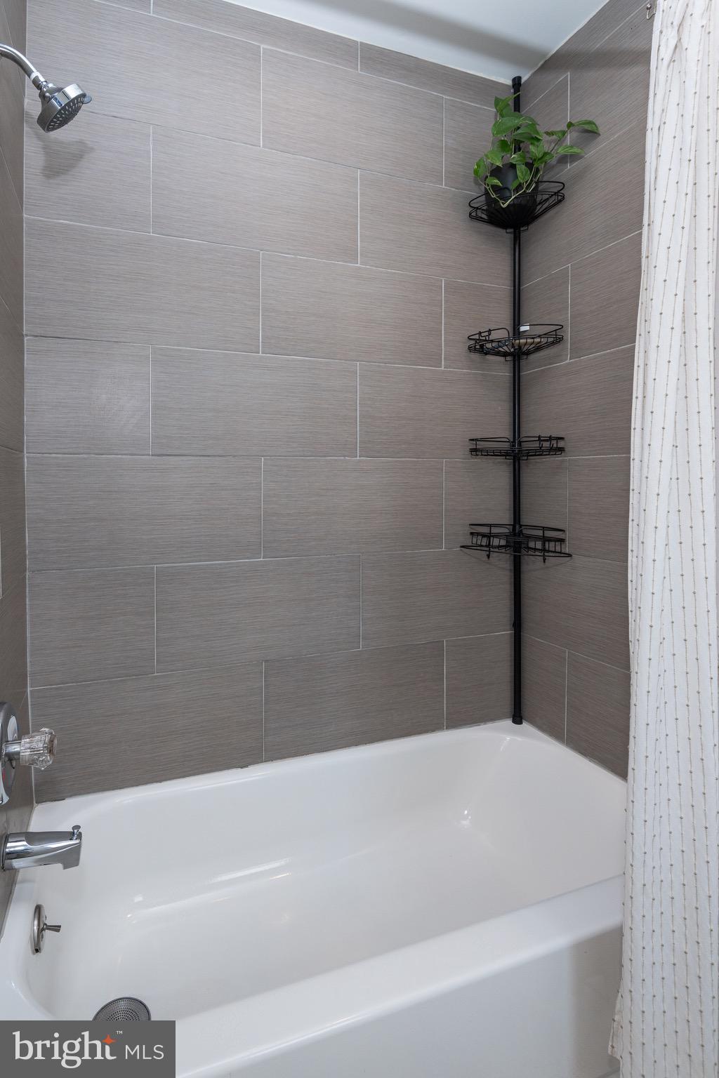 1929 Ellsworth Street Philadelphia, PA 19146 - Photo 18 of 46