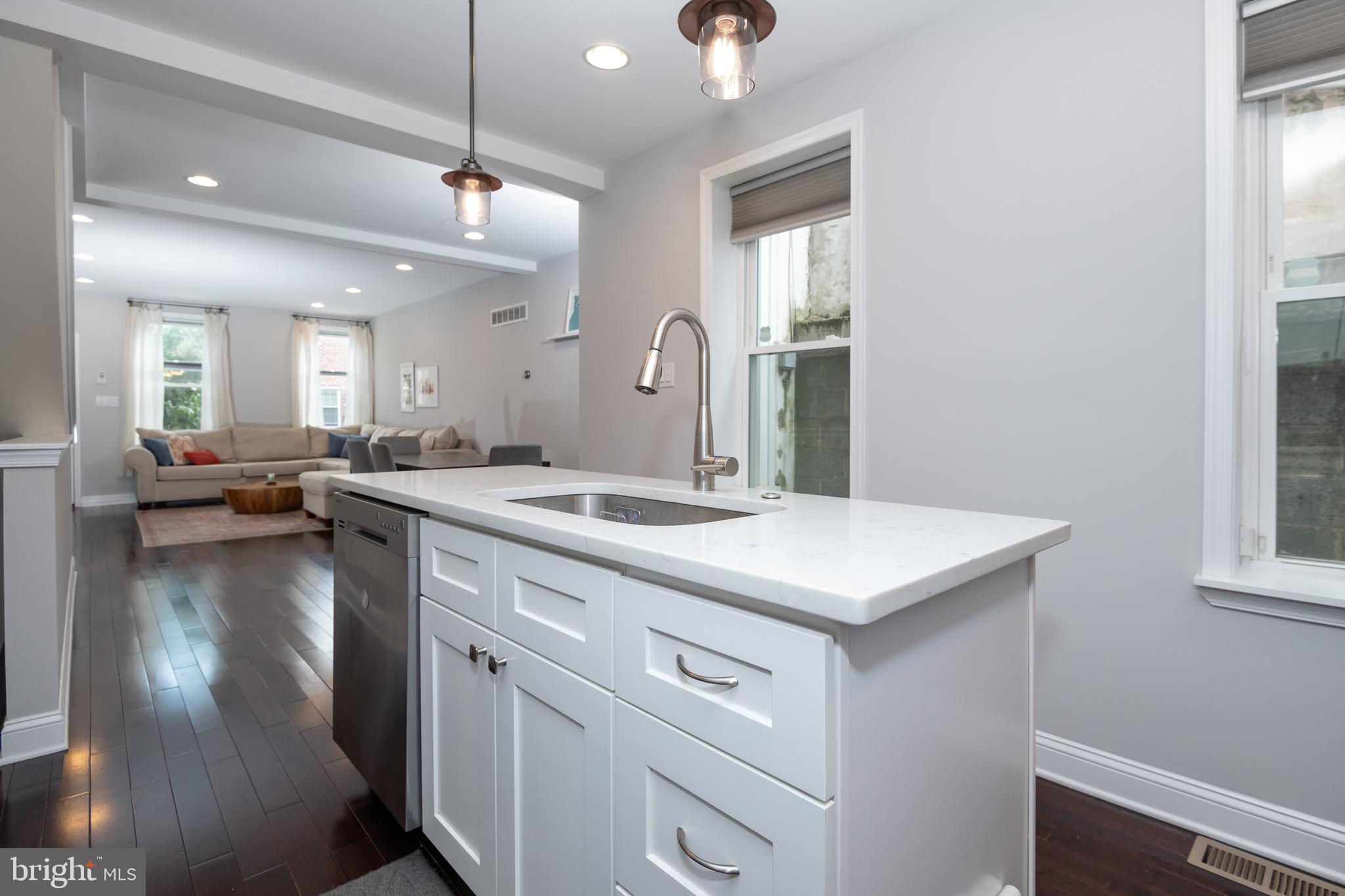 1929 Ellsworth Street Philadelphia, PA 19146 - Photo 9 of 46