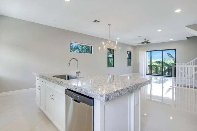 $5,500 | 3027 Franklin Place, Palm Beach Gardens, FL 33418